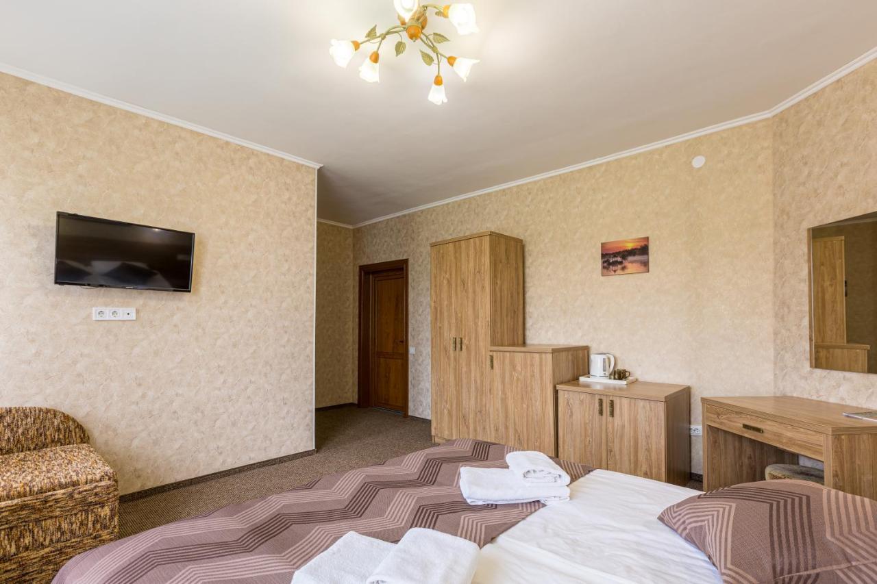 Shepilska Relax Complex Hotel Dolgoluka Exterior photo