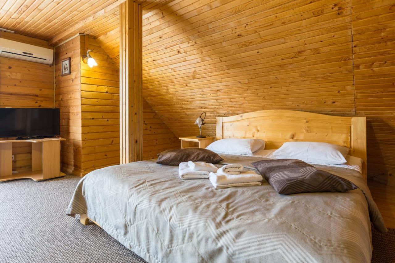 Shepilska Relax Complex Hotel Dolgoluka Exterior photo